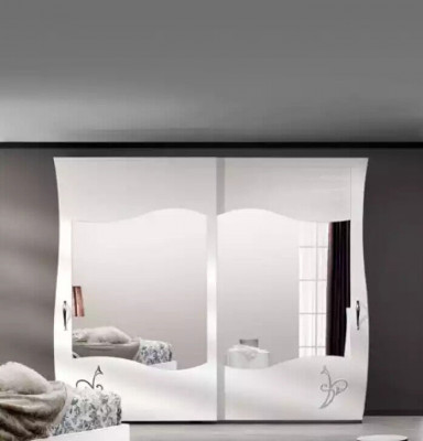 Schlafzimmer 5 tlg. Set Bett 2x Nachttische Kleiderschrank Modern Möbel