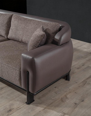 Brauner Wohnzimmer 3-Sitzer Designer Dreisitzer Exklusive Couchen Neu