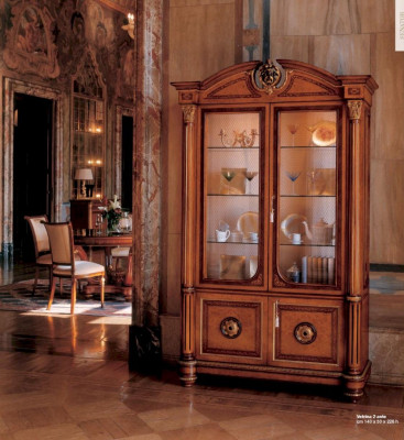 Vitrine Luxus Schränke Vitrinen Holz Wohnzimmer Möbel Schrank Braun Barock Stil