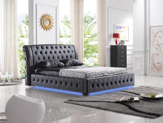 Modernes Hotel Design Bett XXL Betten Luxus Doppel Leder Chesterfield