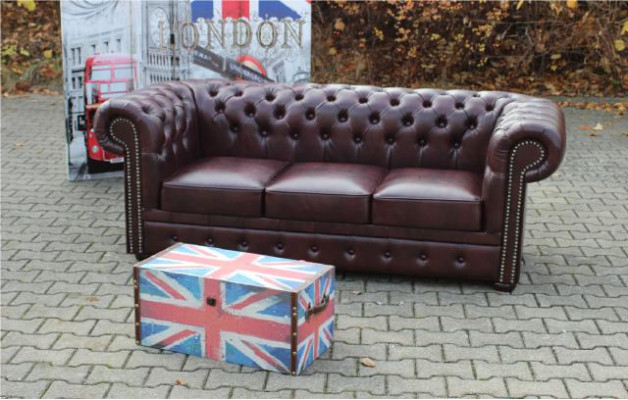 Chesterfield Sofa Couch Polster 3 Sitz Klassische Couchen Garnitur  Neu